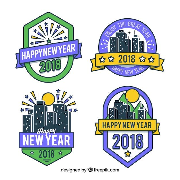 Gratis vector nieuwjaars badges van verschillende vormen