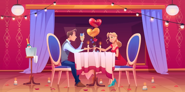 Gratis vector paar romantisch diner in restaurant, man en vrouw in liefdezitting bij gediende lijst met brandende kaarsen die champagne drinken