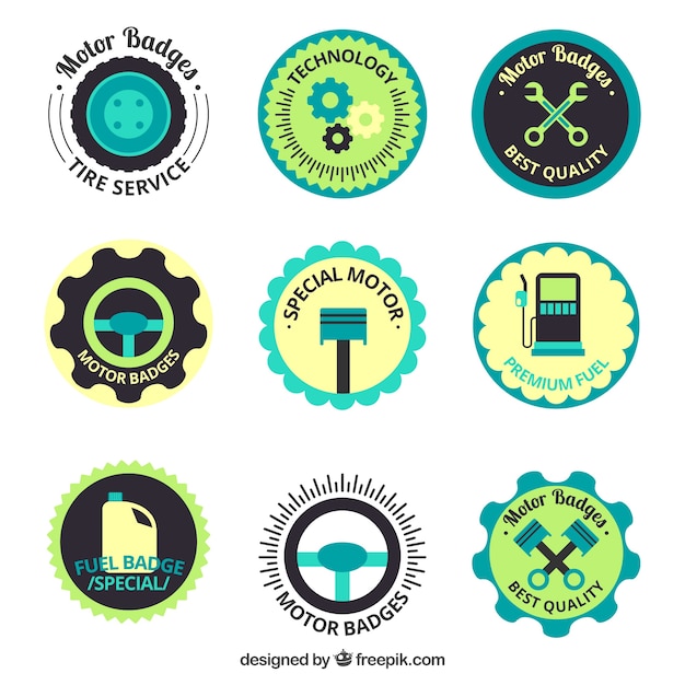 Gratis vector pak van gekleurde motorfiets badges in vlakke stijl