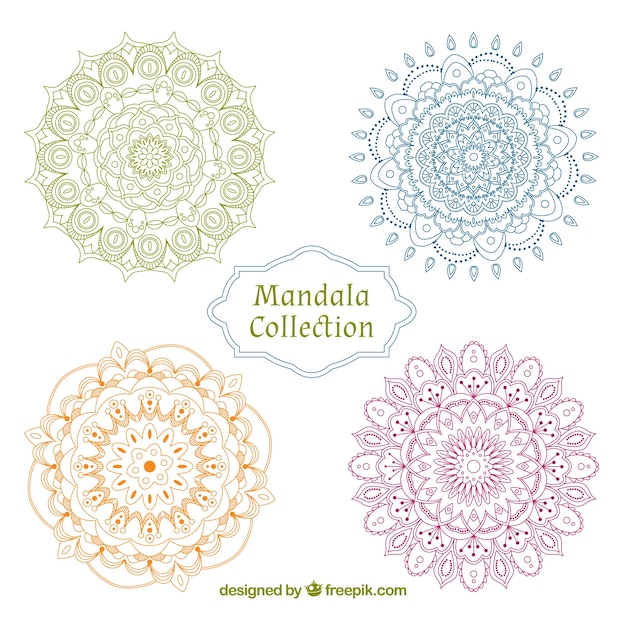 Gratis vector pakje met handgemaakte decoratieve mandala's