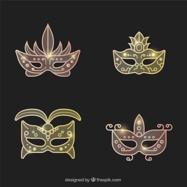 Pakje van vier glanzende maskers