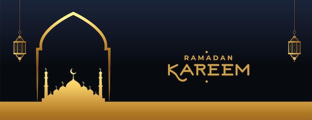 Gratis vector ramadan kareem islamitische festivalbanner in gouden kleur