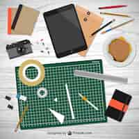 Gratis vector realistische designer tools op de desktop