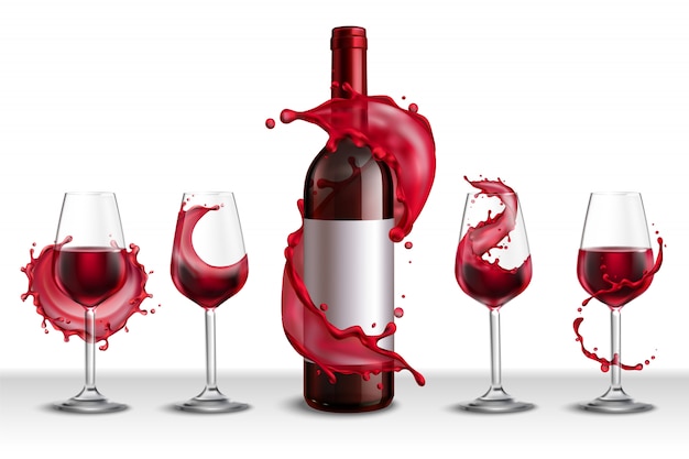 Gratis vector realistische set met fles rode wijn en vier drinkglazen gevuld met drank