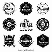 Gratis vector retro zwarte badges