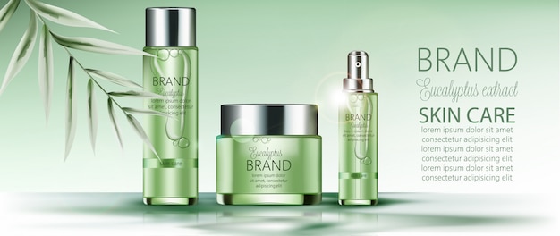 Set cosmetica met plaats voor tekst. Palmblad. Huidsverzorging. Eucalyptus-extract. Realistisch