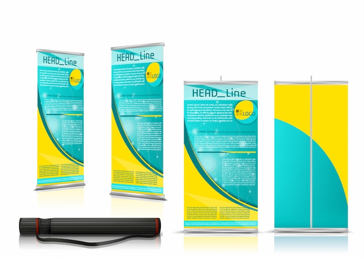 Gratis Vector set van roll-up banners, verticale stands met papieren doeken geïsoleerd op de achtergrond.