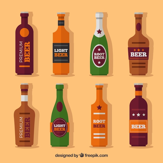 Gratis vector set van verschillende bierflesjes in plat design