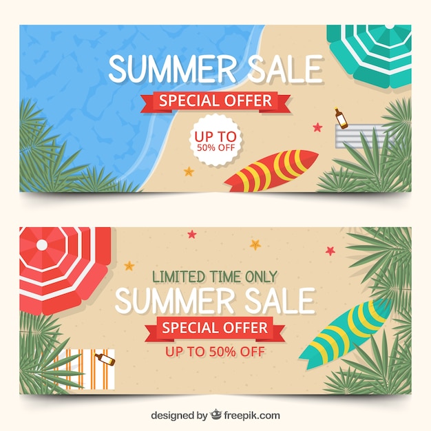 Gratis vector set van zomer verkoop banners met bovenaanzicht van strand