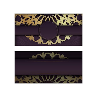 Sjabloon wenskaart in bordeaux kleur met een luxe gouden patroon voor uw ontwerp.