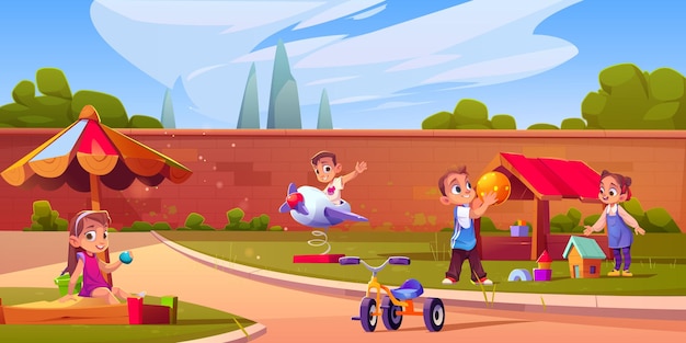 Speeltuin met spelende kinderen in de achtertuin