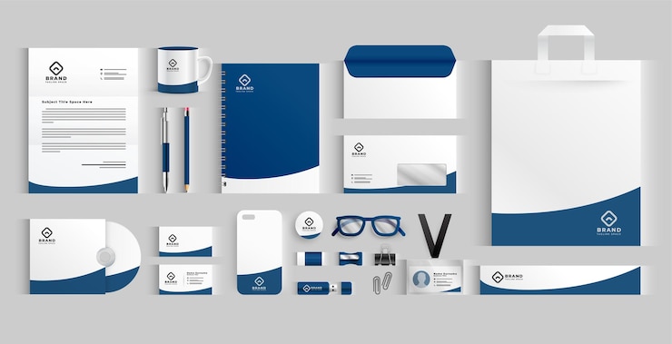 Gratis Vector stijlvolle zakelijke schrijfwaren in blauwe kleur
