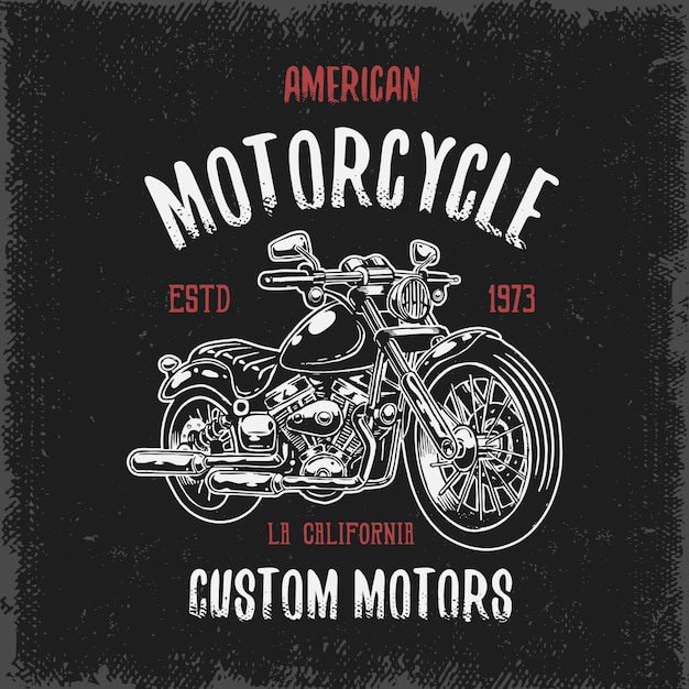 Gratis vector t-shirt print met hand getrokken motorfiets op donkere achtergrond en grunge textuur