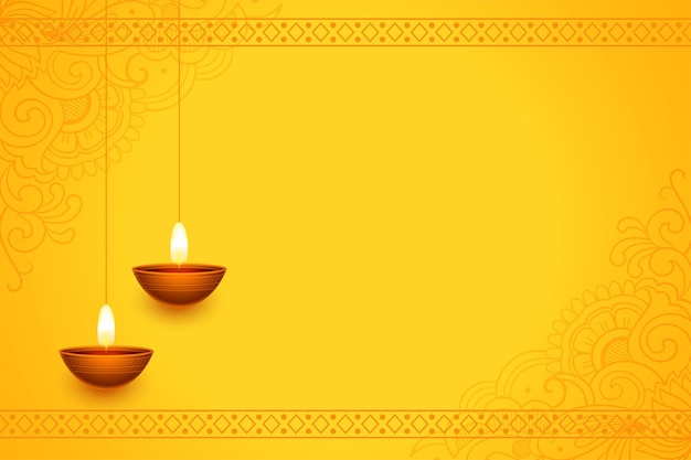 Gratis vector traditionele shubh deepavali gele achtergrond met tekstruimte en diya-ontwerp