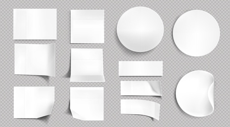 Gratis Vector witte papieren stickers, blanco vierkante, ronde en rechthoekige plaknotities. vector realistische set lege etiketten met gebogen en gevouwen hoeken, zelfklevende tags geïsoleerd op transparante achtergrond