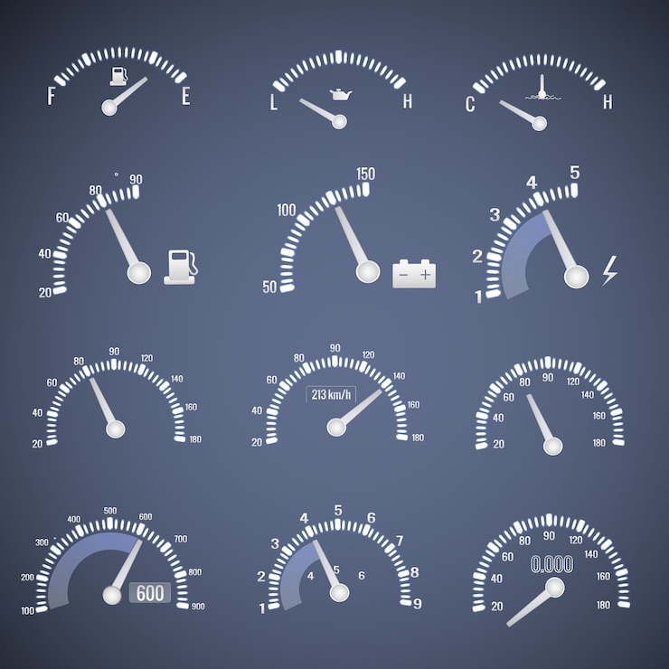 Gratis Vector witte snelheidsmeter interface pictogrammenset met wijzerplaten die het niveau van stookolie en snelheid vectorillustratie tonen